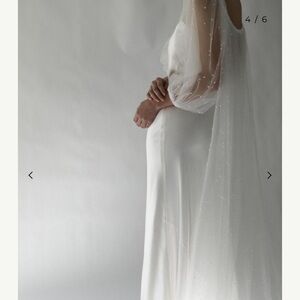 A.B Ellie Harlow Pearl Cape